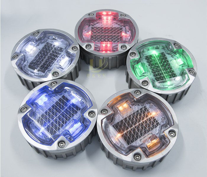 G105 Solar Road Stud