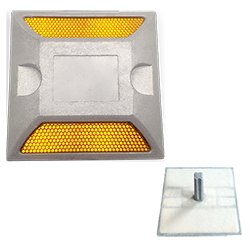 r007 road studs