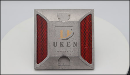 aluminumroadstuds