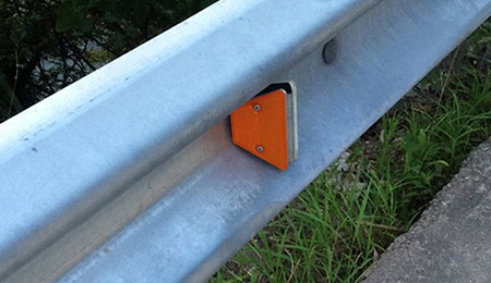 Guardrail-Delineator
