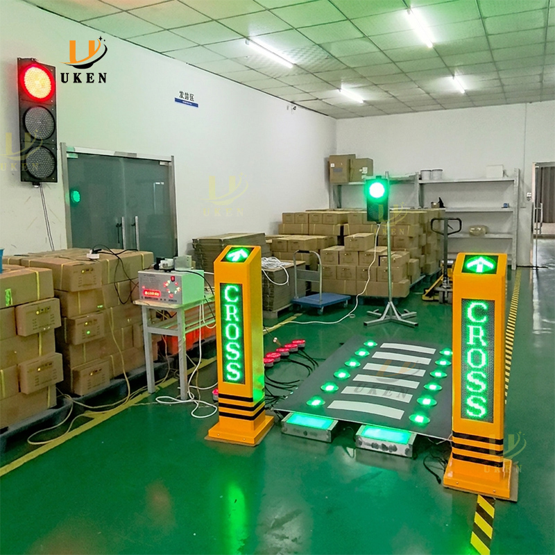 Intelligent Pavement Marker LED Embedded Road Stud Ground Traffic Light Smart Crosswalk Pedestrian Crossing Synchronized System